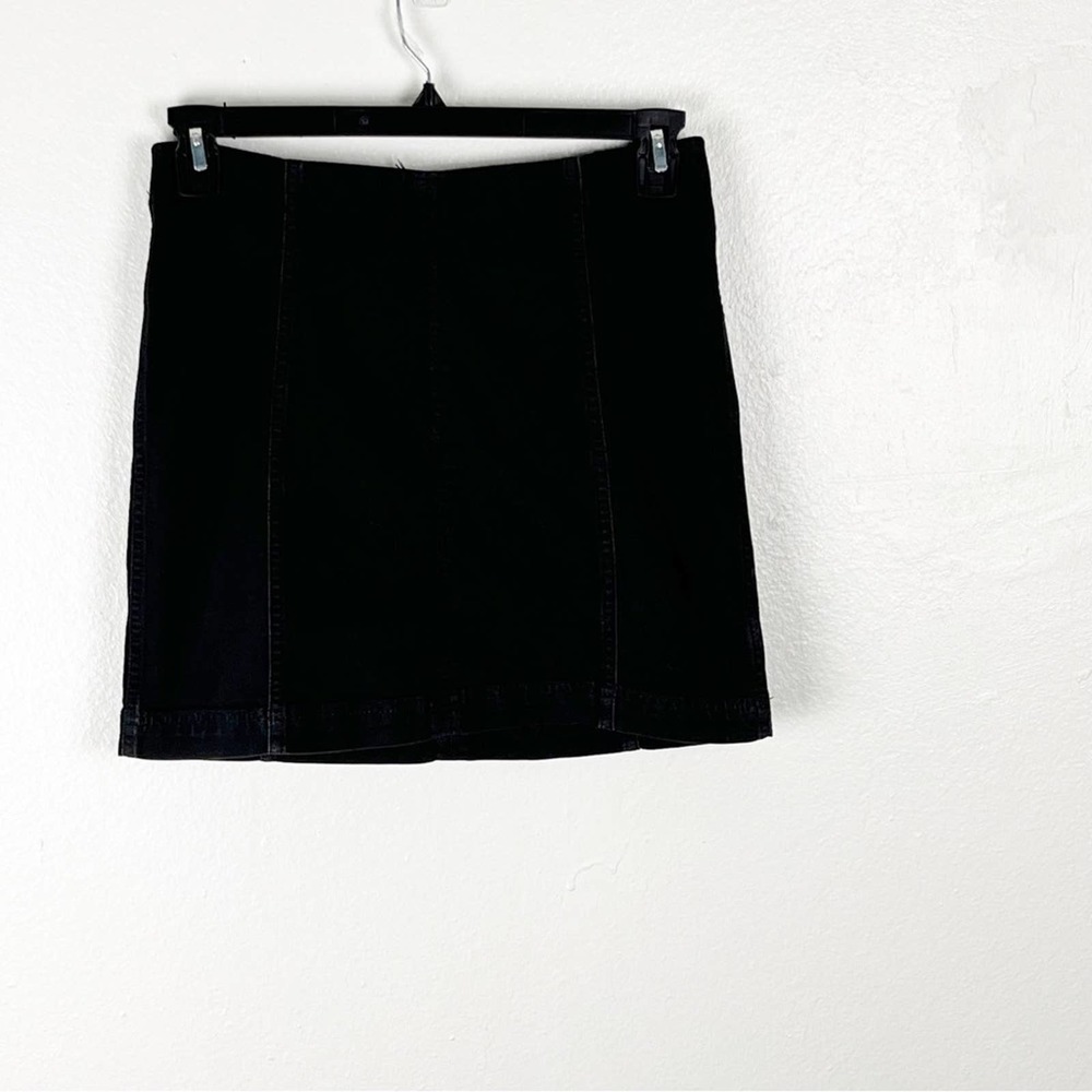 FREE PEOPLE Black Back Zipper Mini Skirt 10 Biker Neutral Minimalist Concert